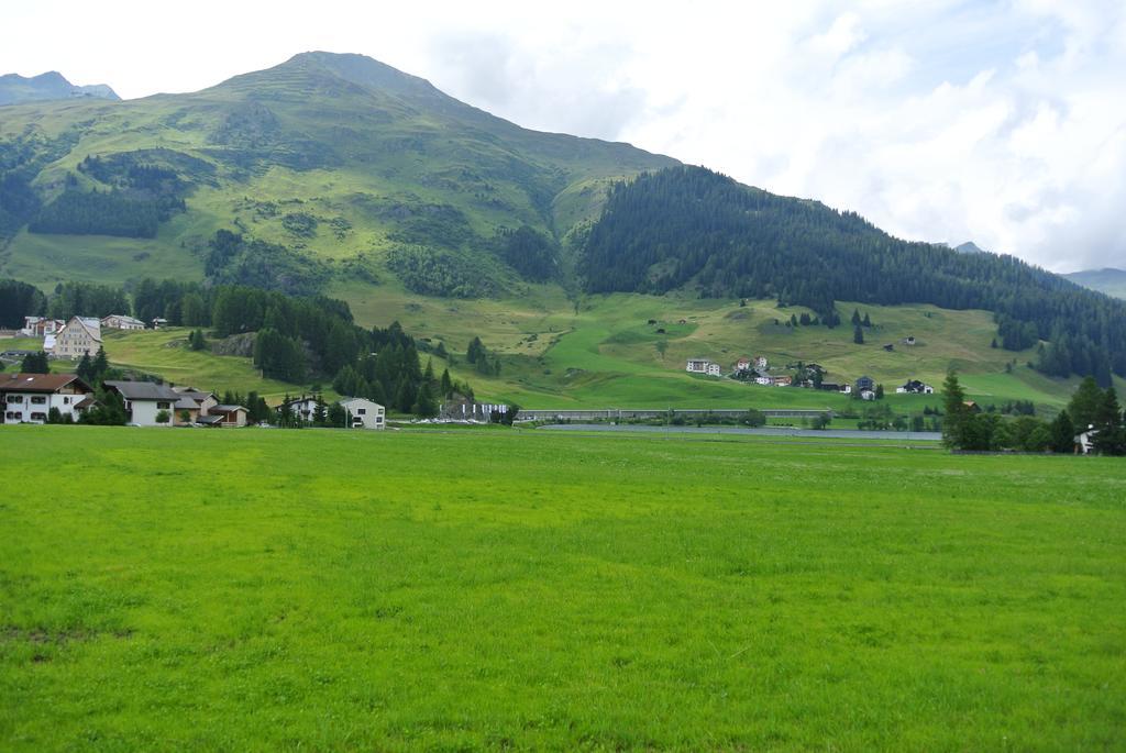 Pension Hof Zur Stilli Davos Exterior foto